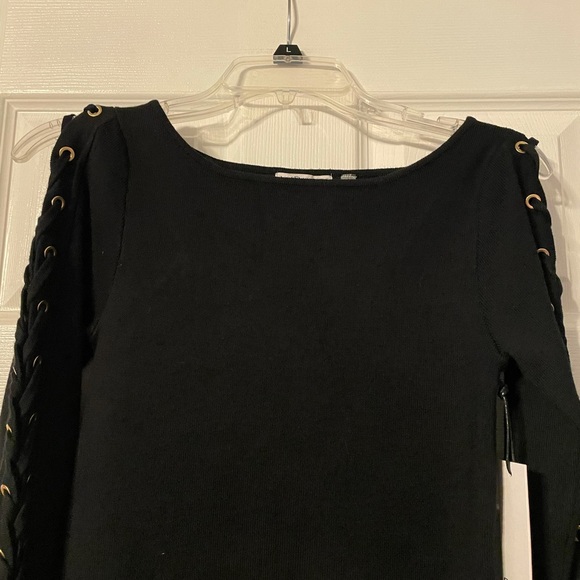 NWT Dex Lace Up Sleeved Sweater - Picture 2 of 12
